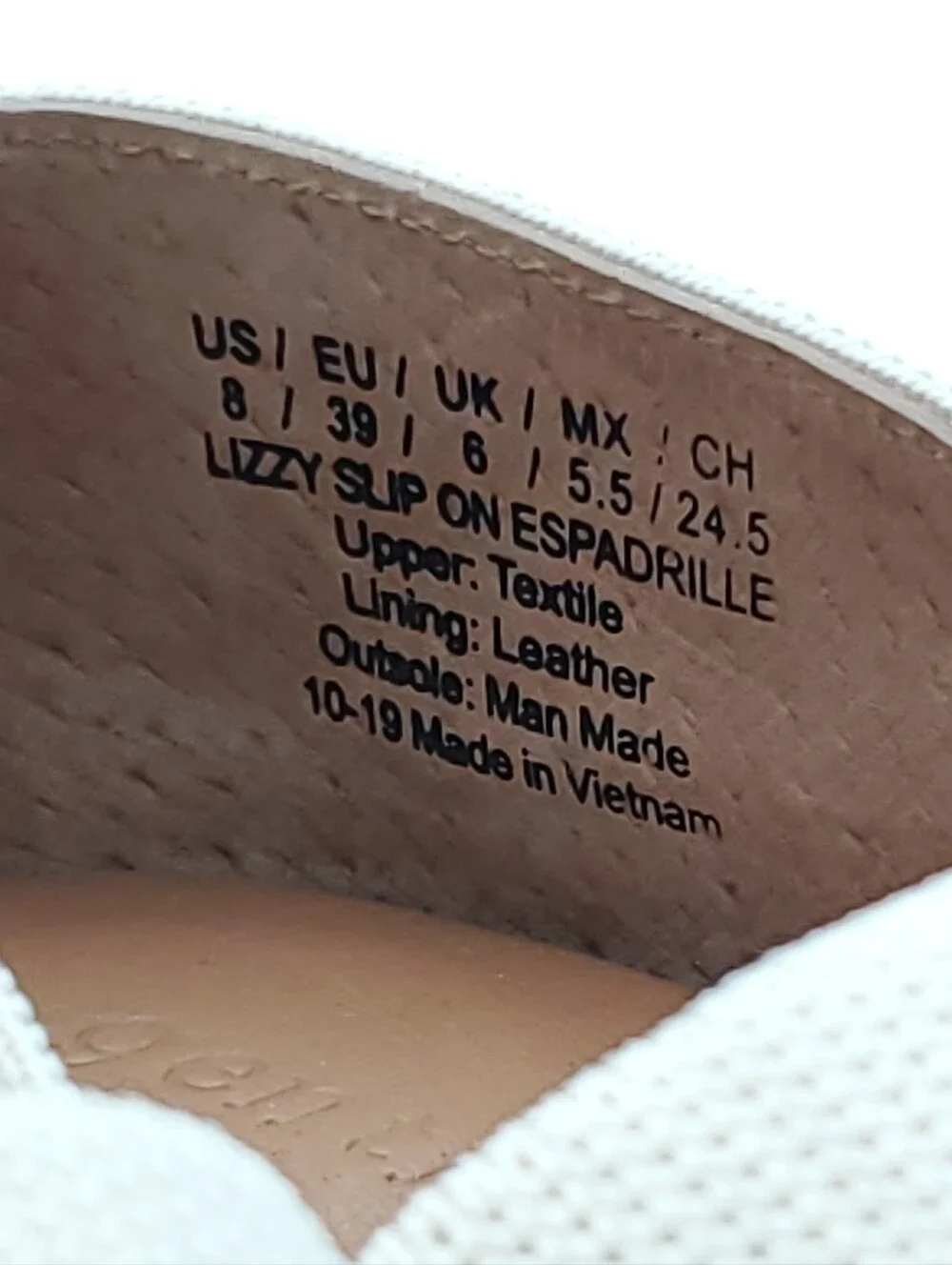 NEW Gentle Souls Womens Lizzy Slip On Espadrille White/Cream Flats Shoes Size 8